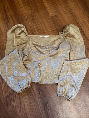 Metallic Gold Puff-Sleeve Crop Top - Women
